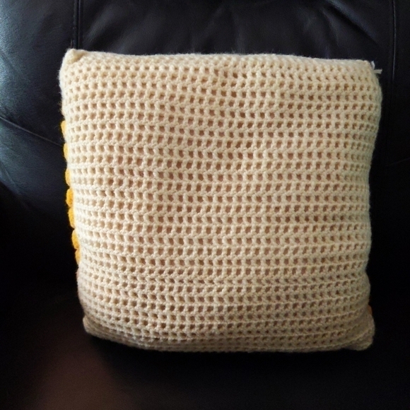 SQUIGGLE Crocheted Pillow Very 😎 - Picture 2 of 3